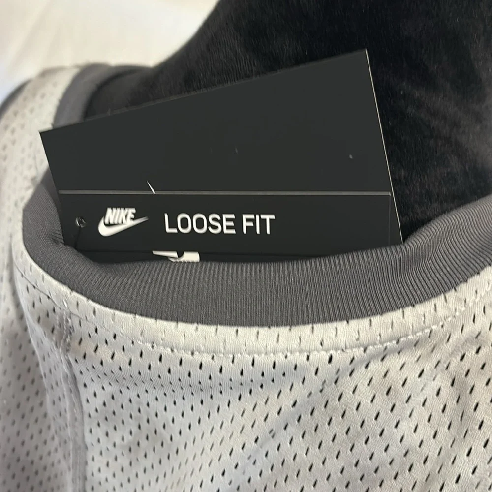 Nike jersey gray